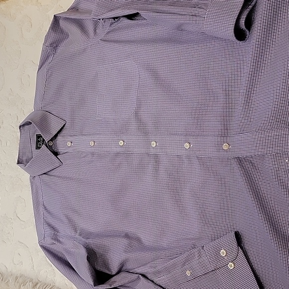 Jos A. Bank Traveler men's shirt - Picture 3 of 5